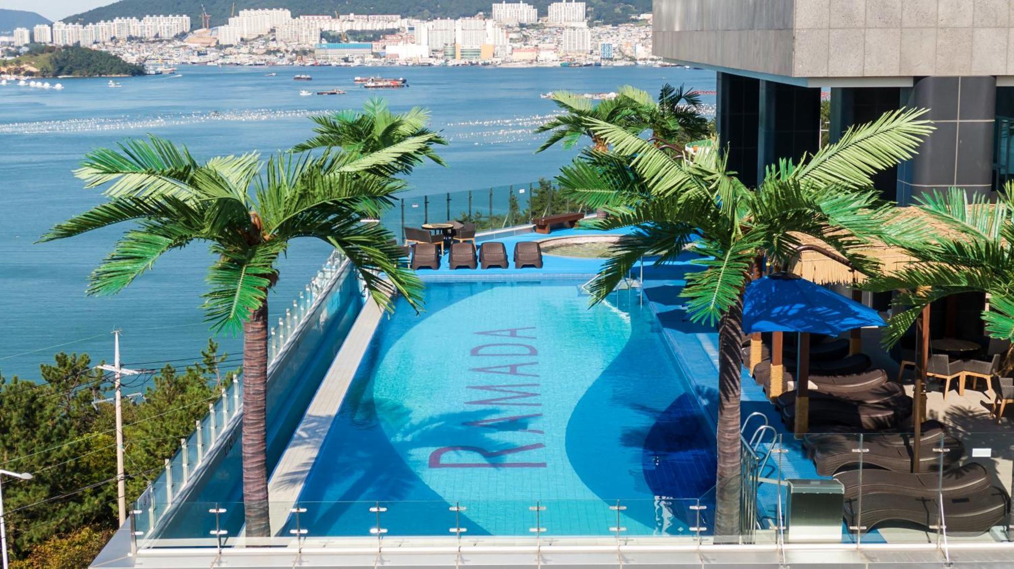فندق Ramada Plaza By Wyndham Dolsan يوسو المظهر الخارجي الصورة